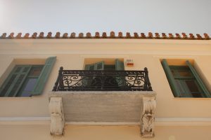 Η Αλήθεια για τους Ξένους Επενδυτές στην Ελλάδα: Μύθοι και Πραγματικότητα